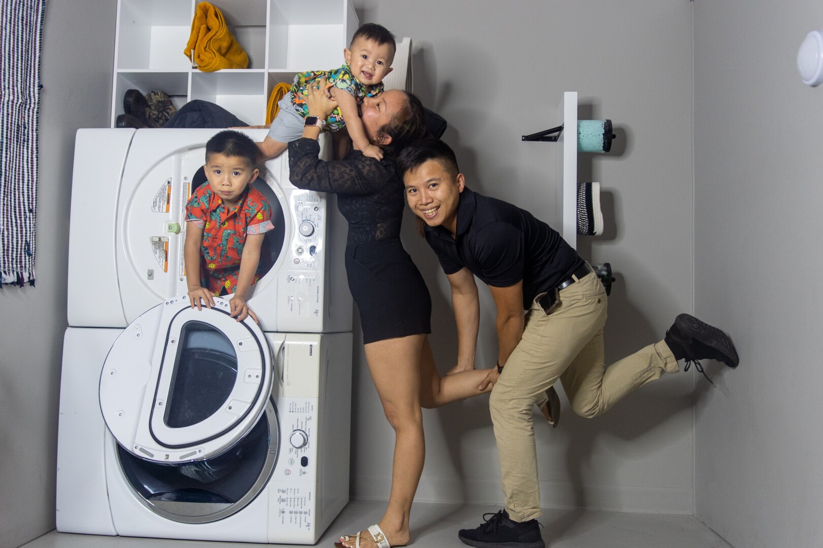 HAPPY FAMILY